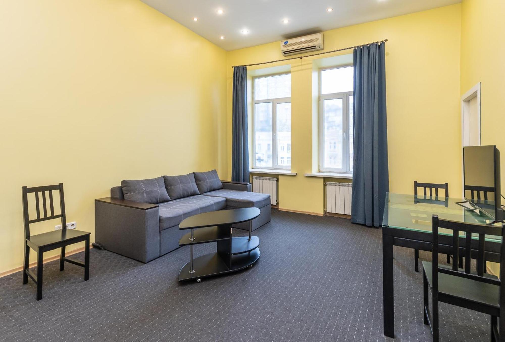 Kievacccommodation Near Gulliver 24H Self Check-In ภายนอก รูปภาพ
