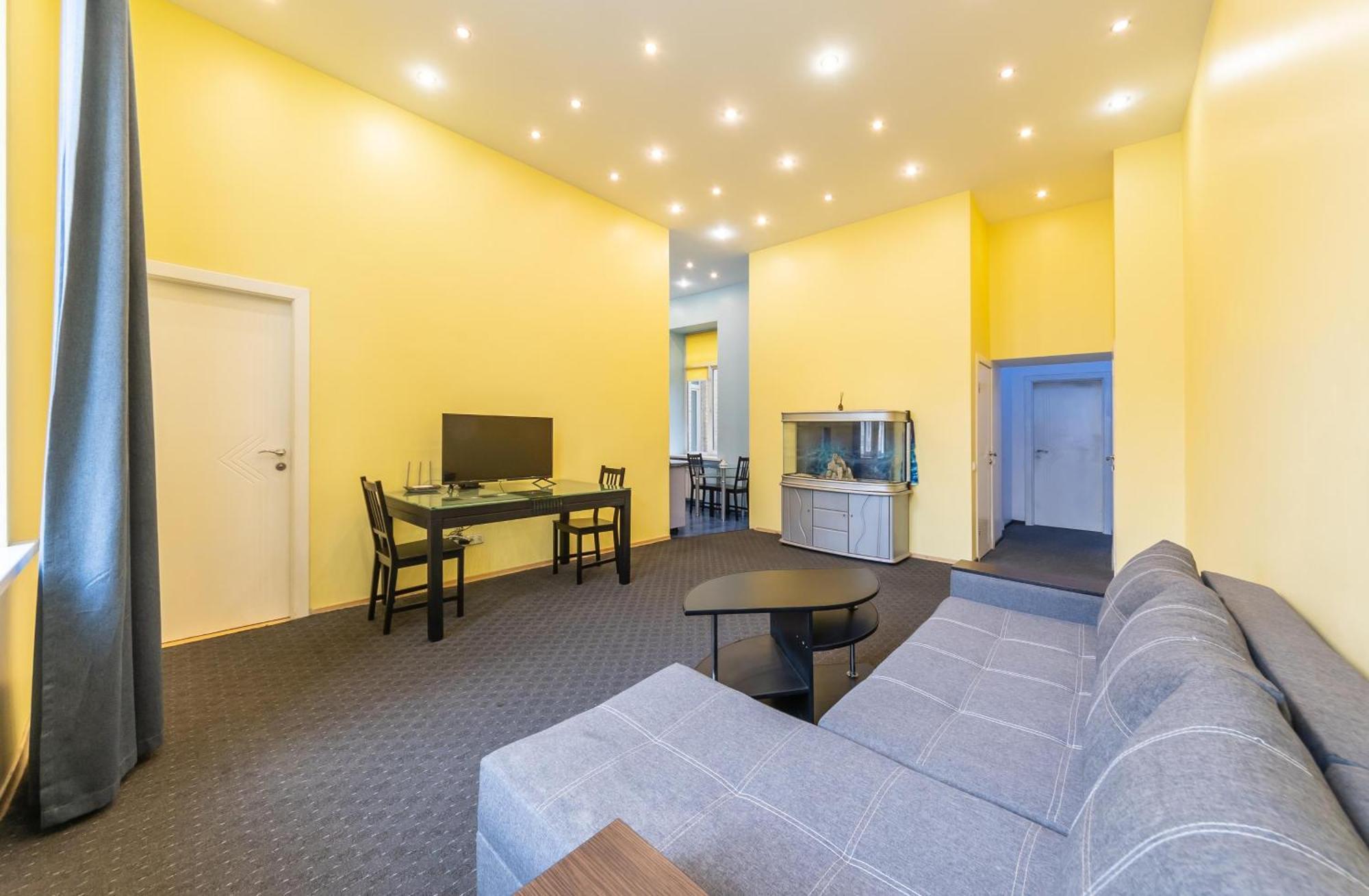 Kievacccommodation Near Gulliver 24H Self Check-In ภายนอก รูปภาพ