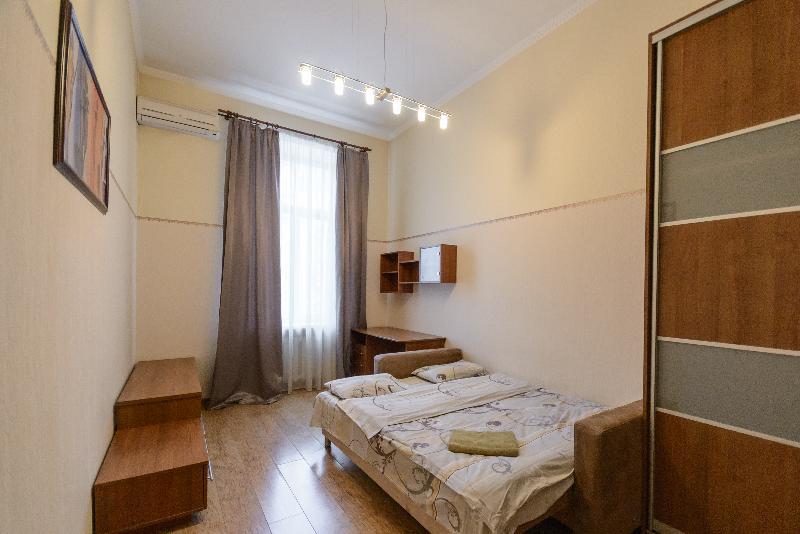 Kievacccommodation Near Gulliver 24H Self Check-In ภายนอก รูปภาพ